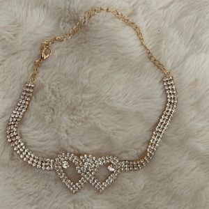 Necklace. Gold color